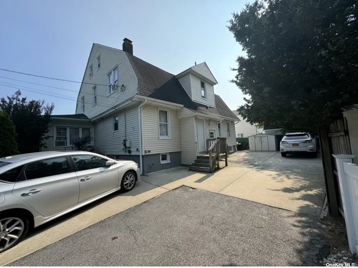 welcome to Victorian house legal two family Great potential rental property. enclosed porch, foyer room, Lr, Eik, 8 Bedroom, 3 full bath, full finished basement, near public transportation, close to park, close to shops , and more , don&rsquo;t miss the opportunity to own this property.