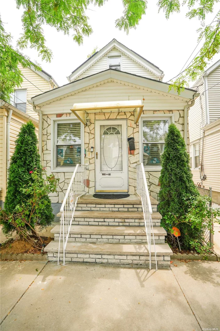 Welcome home to your Queens Residence. This home has so much potential, looking for a good homeowner to make it yours. Come look for yourself, see you soon!!!