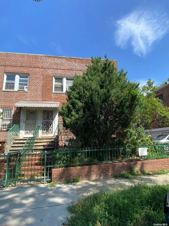 Location, Location, Location! 2 Family Brick House located two blocks from main street. Near Queens Botanical Garden, supermarkets, restaurants and more. Near Q20A, Q20B, Q17, Q25, Q27, Q34. Also Great for Developers- R6 Zoning.