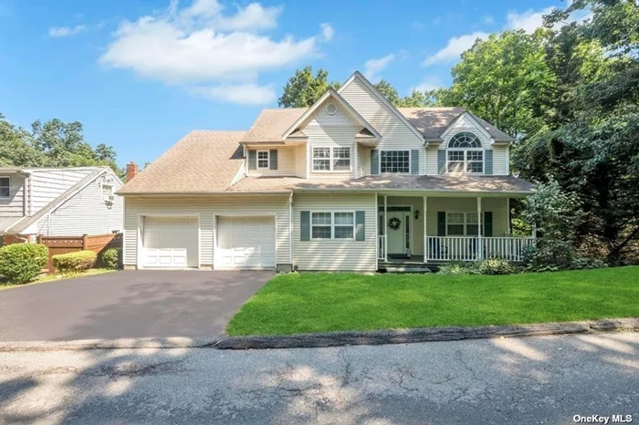 Welcome to 33 Potter Lane. This home features a soaring two story entry foyer. Hardwood floors throughout the first floor. A large living room and dining room. The home also features a large eat in kitchen, that flows right into the family room with a gas fire place. Also on the first floor is a powder room and potential 5th bedroom/office. On the second floor you have 3 generous sized bedrooms, a full bath and the primary bedroom with vaulted ceilings, huge walk in closet and ensuite. The home also features a laundry room on the second floor, a walk in storage attic. The basement is a full walk out and could be an amazing entertaining space. Walk to all of Huntington has to offer!