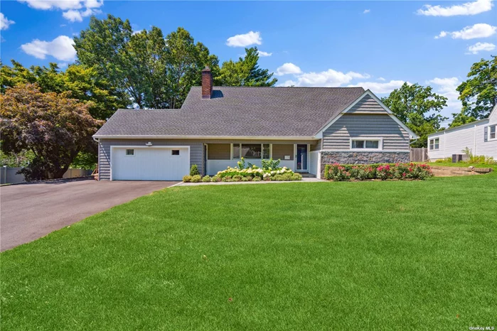 Encompassing nearly 3, 000-square-feet of like-new living space.