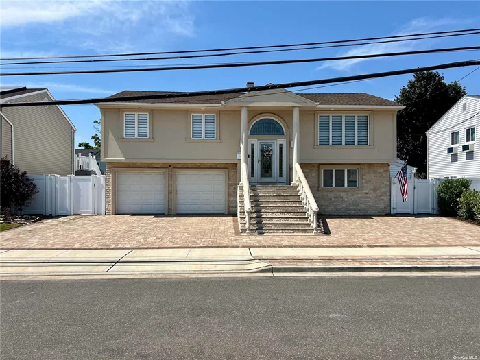 Welcome to 3664 Carrel Blvd, a stunning wide-line hi-ranch home in the heart of Oceanside. This beautiful residence offers 4 spacious bedrooms and 2 full bathrooms, perfect for comfortable family living. From the moment you arrive, you&rsquo;ll be captivated by the home&rsquo;s stunning curb appeal. Located close to the canal, this property offers easy access to water activities and picturesque views. The newly renovated kitchen is a chef&rsquo;s dream, featuring stainless steel appliances, quartz countertops, and a balcony off the dining area for relaxing morning and evening drinks. The home boasts a versatile family room and a flex room, providing ample space for entertaining or a home office. Sliding doors offer easy access to the backyard, which is truly an entertainer&rsquo;s dream. Enjoy the outdoors with a full paver patio, an above-ground pool with a new liner, and a charming veranda perfect for shaded relaxation while watching TV. Additional features include a new roof, central air conditioning, and units to ensure year-round comfort. Conveniently located near shops, restaurants, and entertainment, 3664 Carrel Blvd is the perfect place to call home. Don&rsquo;t miss the opportunity to make this incredible property your own!