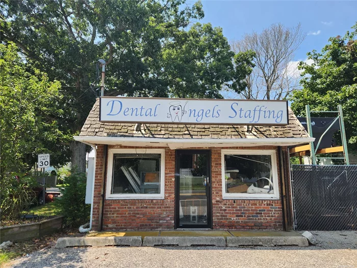 Amazing Opportunity for Owner User or Investor. Free standing building with full basement. Approximately 1500sf total. Great yard space with parking. Town of Islip Zoned Bus1. Many permitted uses. Why rent when you can own? Close to LIE and All. Low Taxes. Priced to sell!!!!!