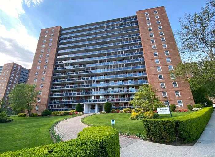 Spacious 1 Bedroom 1 Bathroom With Balcony For Sale In The Amazing Park City 3 & 4 . Great Amazing Complex. Well Maintained Buildings. Elevator. 24 Hour Security. Laundry On Premises. Located In The Heart of Rego Park. Great Location. Close to Stores and Transportation.