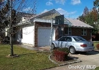 Living room, Dining room, Family room, 4 bedrooms, Kitchen and Full Bath. Laundry in the basement