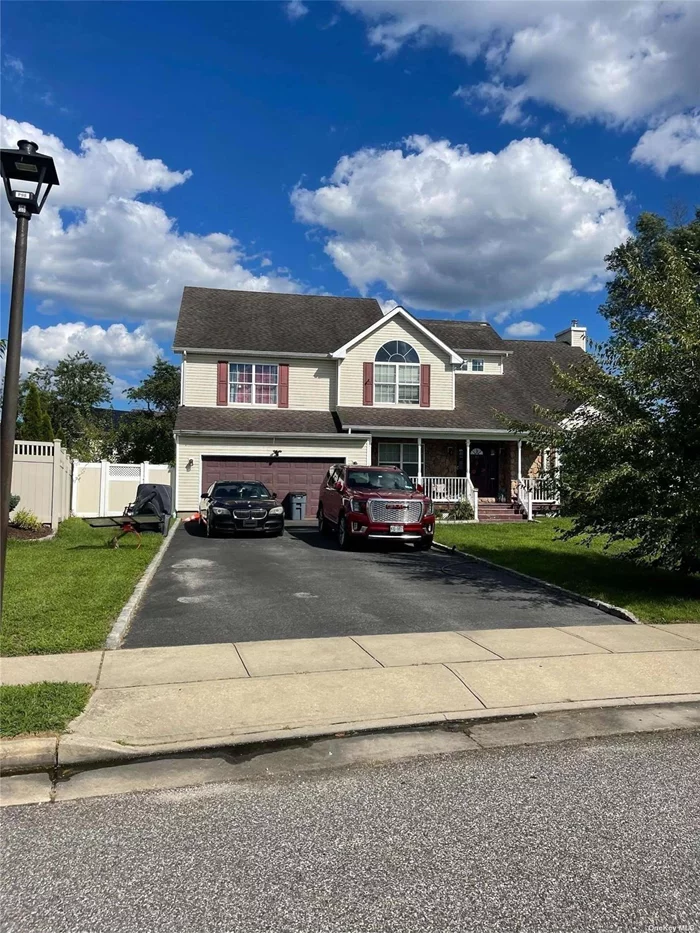 This lovely 4-bedroom, 2.5-bathroom home in Amityville offers roughly 3, 500 square feet of living space. Inside, you&rsquo;ll find a cozy family room with a fireplace, a formal dining room, and spacious bedrooms with walk-in closets. The full basement provides additional storage or living space options. Outside, enjoy a fully fenced yard, perfect for outdoor activities, this home is a perfect blend of comfort and convenience.