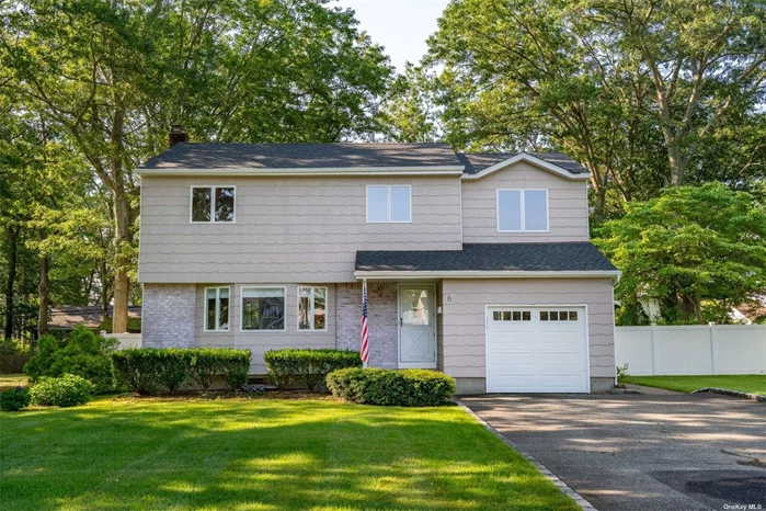 Beautifully updated Colonial located in Smithtown SD! Flooded with natural light, this home boasts a new eat-in-kitchen with SS appl&rsquo;s & quartz countertops, updated light & bright bathrooms, hardwood floors throughout except the family room which has new wall-to-wall carpet. The entire interior of the home is painted in the perfect gray. Laundry conveniently located in the basement. Fully fenced .28 acre with shed. Renter&rsquo;s insurance required. All tenants 18+ yrs must complete NTN application.