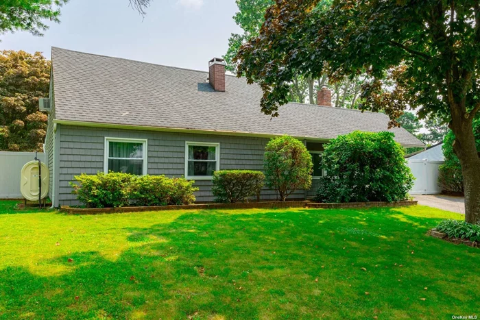 Welcome to your new home in Medford! This delightful 4-bedroom, 1.5-bathroom home offers the perfect blend of comfort and convenience. The spacious living room provides a cozy retreat, ideal for relaxation or family gatherings. The heart of the home is a bright and nice kitchen, perfect for preparing meals and entertaining guests. Step outside to discover your private backyard oasis featuring a sparkling in-ground pool-ideal for summer fun and outdoor entertaining. With its well-maintained landscaping and inviting atmosphere, this home offers a peaceful atmosphere and is close to local amenities. Don&rsquo;t miss out on this wonderful opportunity to make it yours!