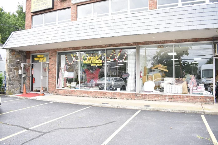 Approx 3300 sq ft filled with lots of day light could be retail store /office space/ e commerce or Storage for lease on Second Floor, Ready to move in, Half Bathroom, Kitchenet. Parking in Rear and Front of store.