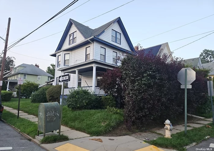 Large 1 Family Colonial Home in the heart of New Rochelle. This home present a unique opportunity for both families and investors. The property is zoned for a 2 family. House is located 2 blocks from Iona College. Great chance to make this property tailored to your needs. Easy to Show.