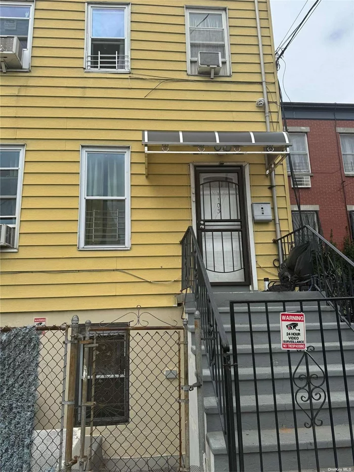 Beautiful Updated Apartment for Rent in Brooklyn. 2nd floor. Features Living Room/Dining room Combo, Eat-in-Kitchen, 3 Bedrooms, and 1 Full Bathroom. Heat, gas and Water is Included. Tenant Pays Electricity. Convenient to Transportation and Shops!  Street Parking. Tenant Screening Required.