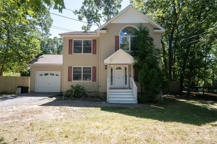 Welcome to this beautifully renovated colonial home, where classic charm meets contemporary comfort. This stunning property boasts 4 spacious bedrooms and 3.5 luxurious bathrooms, offering ample space for both relaxation and entertaining. Close to everything!