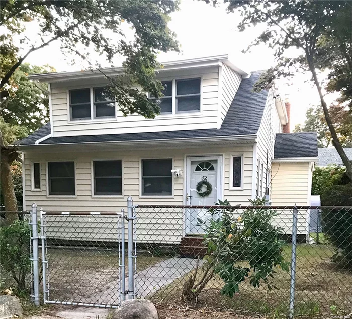 LOCATION! LOCATION! Sprawling 160x100 property just steps from the Long Island Sound. Low Taxes. No flood insurance needed. Move in ready. As soon as you step foot on this more than 1/3 of an acre of property, your imagination and love for it will be endless.