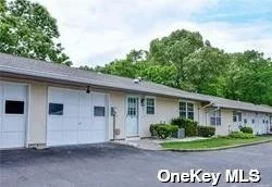 all renovated like new! just move right in, all on one level ! Amazing value! 24/7 security gate, your own pvt laundry in your unit, , golf,  Pool, Clubhouse, bus trips, sewing lessons & so much more! LOW TAXES! You deserve to have FUN! FUN! FUN!