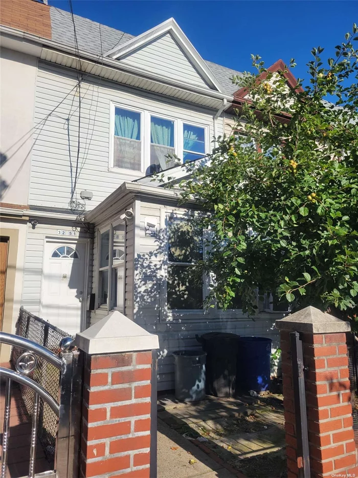 GREAT LOCATION !!! THIS 1 FAMILY HOUSE HAS BEEN RENOVATED AND HAS A FINISHED BSMT WITH A SEPARATE ENTRANCE TO THE BACKYARD. PLENTY OF SPACE FOR EXTRA STORAGE. DRIVEWAY HAS SPACE for 2 or more CARS. NORTHERN BLVD IS JUST A BLOCK AWAY. CLOSE TO ALL RESTAURANTS, SCHOOLS, PARKS, AND MORE! 10 MINUTES TO LAGUARDIA AIRPORT AND 25 MINUTES TO NYC, THIS DESIRABLE HOME IS FULL OF TRANSPORTATION OPTIONS AND AN AMAZING LOCATION! INVESTMENT OPPORTUNITY!!