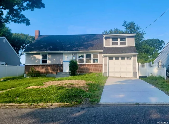 Don&rsquo;t miss this amazing opportunity! 3 bedrooms 2 full baths! Newly renovated and move in ready! Brand new appliances, new kitchen, bathrooms, and roof!! In addition to these recent upgrades, the property boasts numerous other improvements that enhance its appeal! Located in the Poet Section of North Babylon, ! Great for commuters as it is close to southern state parkway! Come check it out for yourselves!!