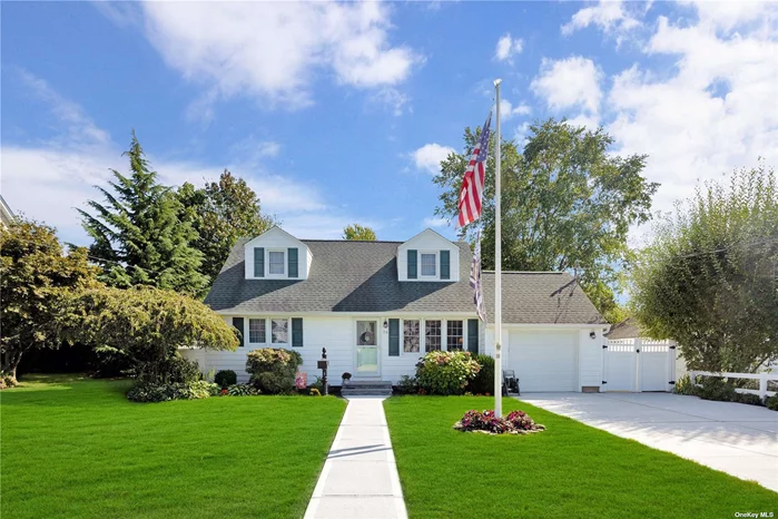 Your beautiful new home on a cul-de-sac in a superb south of Montauk location awaits!! This wonderfully expanded Cape offers everything new or newish: 1998- extension and windows; 2014- granite baths; 2016- fabulous EIK w quartz counters, hardwood floors and CAC (ductless upstairs); 2019- gas HWH; 2022- roof, pool (heated) liner and fencing; 2023- siding; 2024-carpets upstairs (not HW) and cement driveway, walkways & Belgium block curb. Sprinklers on 7 zones. 200amp electric.