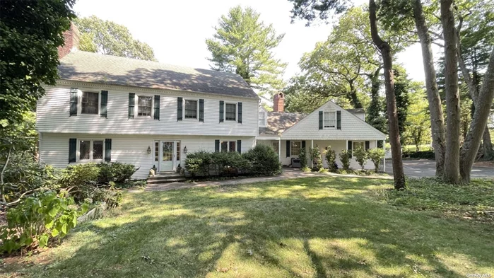 OVERSIZED COLONIAL WAS BUILDERS HOME 5 BR 3.5 BTH OPEN FLOOR PLAN BUT STILL COZY. HAS 60 &rsquo; DECK ON REAR WALKOUT BSMT OZERSIZE GARAGE. THIS HOME IS MID BLOCK VERY PRIVATE LOCATION. ALL HARD WOOD FLOOR MAIN AND UPSTAIRS 3 FIREPLACES.THIS HOME HAS ROOM FOR LARGE FAMILY MOM INCLUDED.