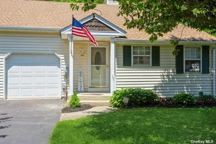 This move-in ready 2 bedroom / 2 bath ranch style condo in the Greenwood of Oakdale development features an eat in kitchen with bay window, Living room with cathedral ceiling, Palladian arched window over sliders to the paver patio, hardwood floors, central air, primary bedroom with walk-in closet and ensuite bathroom with shower enclosure. Second bedroom and second full bathroom with tub all on one floor. Full unfinished basement w washer /dryer - 1, 000 sf for storage or can be finished for family room, office or home gym. Attached one car garage, in-ground sprinkles, generator. Community Club House, In-ground pool w lifeguard, tennis court. HOA fees include snow removal to your doorstep, lawn care, pool maintenance, sewer treatment. Low taxes, Connetquot school district. Brand New Heating System and Central Air System. Both replaced in August.