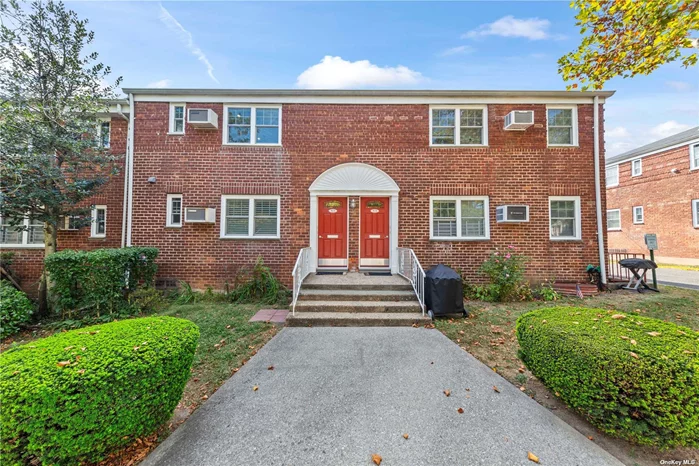 Sun-drenched, spacious one-bedroom apartment in the heart of Bayside&rsquo;s Alley Pond. Situated on a quiet street, this unit features new stainless steel appliances, new high-hat lighting and newly refinished floors. Living room is large enough for a couch, dining area and home-office set-up. Apartment also comes with full attic storage and boasts ample closets. Alley Pond is a dog-friendly development proximally located to Bayside&rsquo;s shopping, bars, nightlife and the LIRR stop on Bell Boulevard. It is also close to express buses that take you into Manhattan. Parking is available immediately.