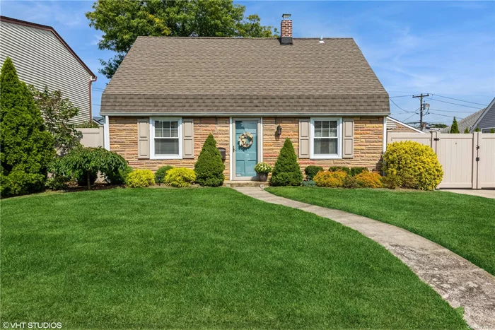 Welcome to 37 Crag Lane. This beautifully maintained home in a mid block location close to everything you need. The home features 3 bedrooms, 1 full bath, gas heating, detached garage and a lovely landscaped backyard for relaxing or entertaining.