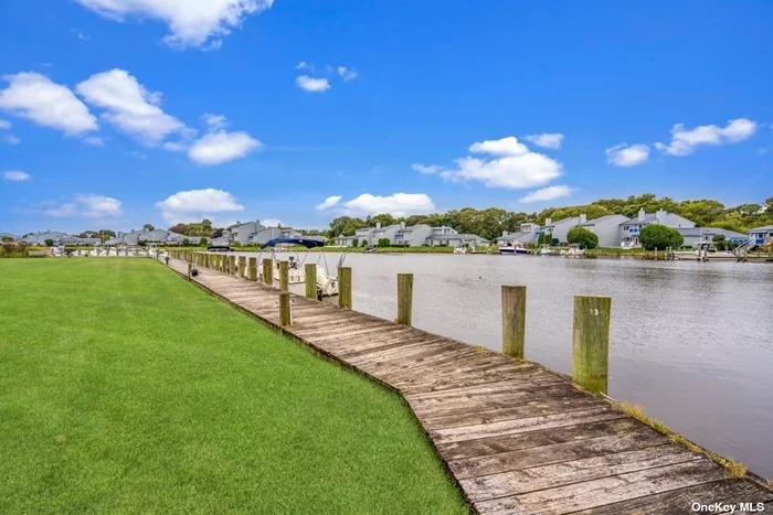 Spacious 1 Bedroom Co-Op in the Lovely Fairharbor waterfront community. Eat-in-Kitchen Stainless Steel Appliances and Gas Cooking, Sun-Lit Living Room/ Dining Room, Large Bedroom with Lots of Storage. Located Close to Corey Beach, Patchogue Village, Shops, Restaurants, LIRR and Ferries! Community Patio & BBQ Area, Kayak & Bike Racks, & Dog Walk Area. Docking Available to Residents (additional fees). Don&rsquo;t Miss!