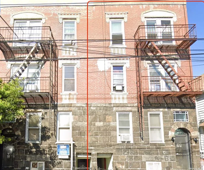 Semi detached, 7 family mid rise building for sale, located in the heart of East Elmhurst (Six 2 BR/1BT apartments, One - 1BR/1BT apartment). Close to transportation, schools and LaGuardia airport. Building will be sold fully occupied. Financial can be provided upon request.