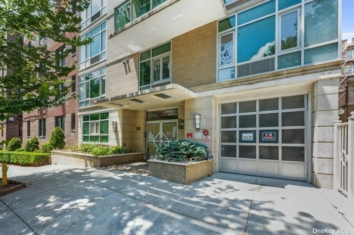 Sunny & bright 2 bedroom, 2 bath apartment in the heart of Riverdale. Gleaming hardwood floors, updated kitchen with stainless steel appliances & updated baths. Spacious living room/dining room combo. 2 balconies. Washer/dryer included in unit. Close to shopping & transportation. Won&rsquo;t last!