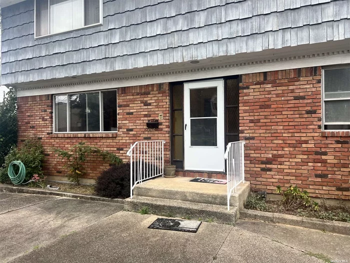 Lovely 2 bedroom apartment, very spacious living room, den or dining area, kitchen, full bath w/tub. Wood burning fireplace, exit to large patio, Washer and dryer on site, driveway parking. Mini splits for heat and A/C Utilities are not included.