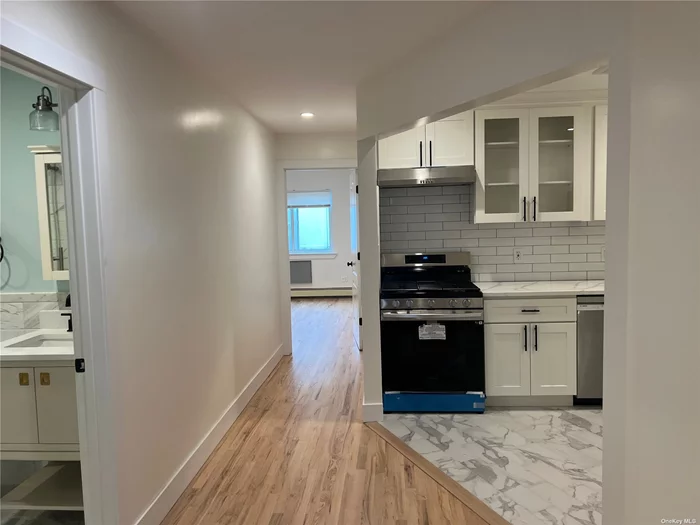 Welcome to this beautiful and large two bedrooms apartment with two full, totally renovated , gorgeous kitchen with all new appliances , dishwasher , granite countertop, lots of cabinet space and a nice backyard for the fun times with family and friends .