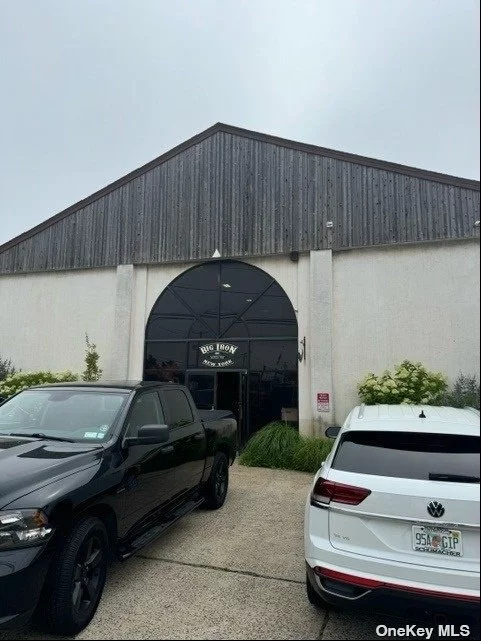 8500 sq ft warehouse with an 800 sq ft upstairs office included. Additional yard space also included. There is one drive bay, secure storage and a private restroom.