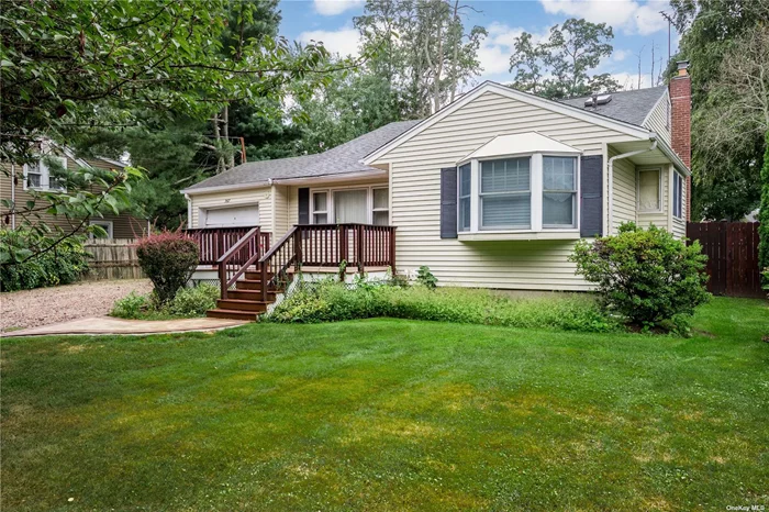 Welcome to this great front to back Split with an amazing flat Football field sized yard. Updated kitchen (2016) new wood floors (2017) new cesspool (2021). Gas heat, CAC, some vaulted ceilings, front deck, back patio. Above ground pool is a gift, trampoline is a gift. Exclusion- play set in the yard.