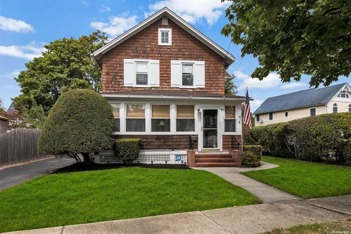 Charming Historic Colonial in the Heart of Islip! Step into this beautiful three-bedroom, one and a quarter bathroom colonial, where history meets modern comfort. This home boasts stunning pine floors throughout, enhancing its timeless character. Relax on the inviting enclosed front porch or entertain in the spacious living room and formal dining room. The eat-in kitchen includes a butler&rsquo;s pantry for extra convenience. Upstairs, the large master bedroom is accompanied by two additional bedrooms and an updated full bath. The full basement and detached one-car garage provide ample storage and flexibility. Nestled on a picturesque street in the Town of Islip, with shops and restaurants just a stone&rsquo;s throw away, this home offers a perfect blend of charm and location. Don&rsquo;t miss your chance to make this historic gem yours!