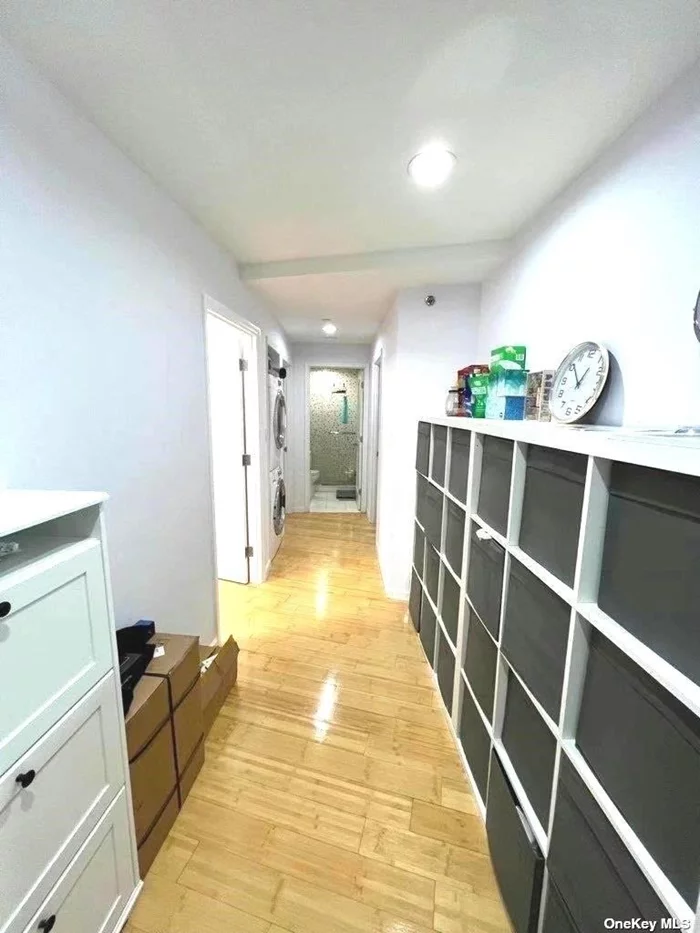 Beautiful Spacious corner 2 bedroom 2 Full baths apartment in heart of Flushing. Walking distance to Main Street 7 train. Blocks away from supermarket and Shopping Center. Apartment features hardwood floors, Washer & Dryer, Balcony and plenty of windows.