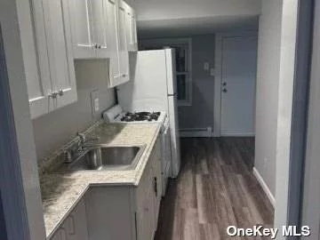 This totally renovated 3-bedroom, 1-bath apartment is located in the heart of the West End, offering close proximity to the beach, stores, bars, and restaurants. The apartment features an eat-in kitchen, a comfortable living room, and a full bath. Tenants will enjoy access to a shared yard and on-site washer and dryer.  The unit is pet-friendly, subject to landlord&rsquo;s discretion. Heat and water are included in the rent, and the apartment is available for immediate occupancy.  Subject to Income and Credit Verification, 1 year Lease,