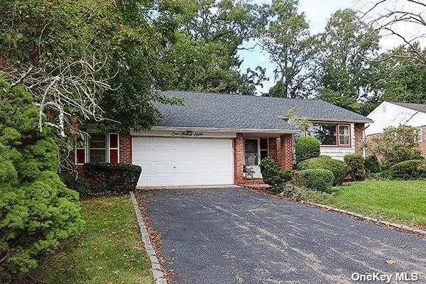 Mid block location. Facing east. Lots of natural sunlight. Spacious raised ranch. Largest model. Lower level has a large den and lots of living space. Heating and a/c are brand new. New roof. Herricks schools, close to middle and high school. There is a bus to the Searingtown elementary school.