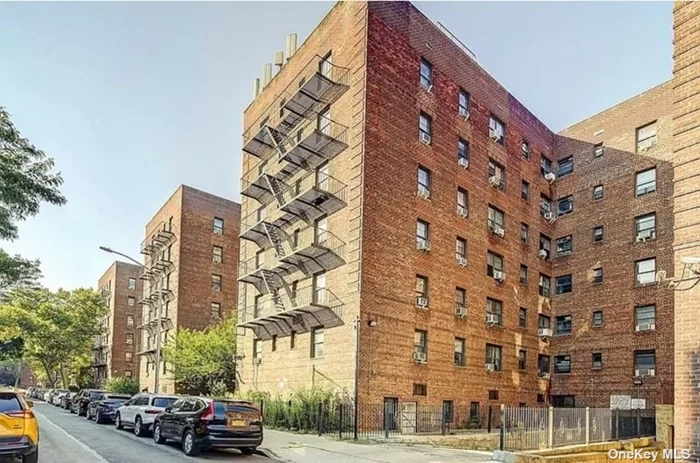 Located with in a Block from Broadway, this 3rd floor Co-op Unit features 2 Bedrooms, 1 Full Bathroom, Living room, Formal Dining and a Kitchen. The building has a Elevator, common laundry and assigned parking(parking fee $175/month). Maintenance $882. Walk to M, R train Station, Buses, Shops, Supermarkets and more. Excellent Location! Don&rsquo;t miss this opportunity!!