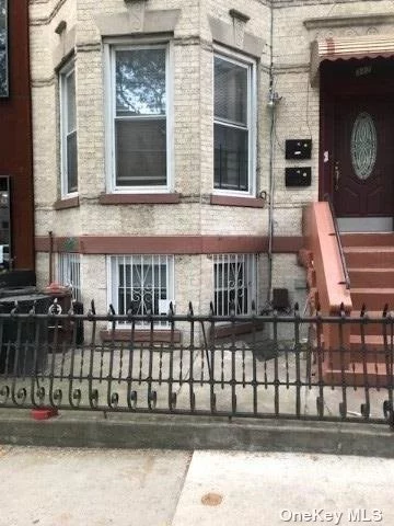 2-bedroom apartment in private house. First floor. wood floors. lots of natural sunlight. limited use or backyard with request. proof of income and credit as per landlord.