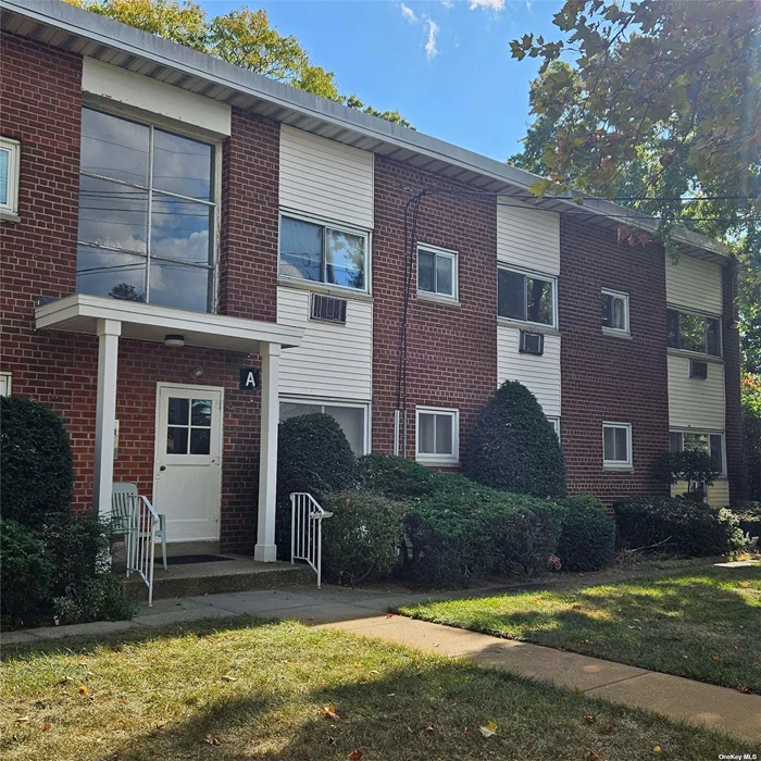 Top/2nd-floor 2-BEDROOM 2-BATH West Hempstead apartment. No neighbors above you! Sunny & Spacious Unit. Plenty of closets for storage. Pets allowed! Intercom. Laundry conveniently located in basement. Enjoy the fall foliage on the grounds as we enter Autumn. Cool off in the in-ground pool during the summer months. BBQ in parklike setting. Commuters&rsquo; dream as it&rsquo;s close to all forms of transportation. Maintenance Includes-Grounds, Heat, Cooking Gas, Water, Taxes. Why Rent When You Can Own?