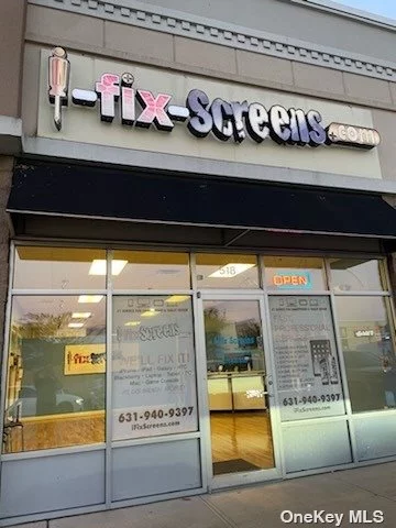 An established Phone and Computer Screen Repair Business for Sale in Prime Deer Park Location! This business gives a fantastic opportunity for entrepreneurs or investors in a high-demand industry. Located in a prime commercial area, the property boasts a versatile open floor plan, making it ideal not just for repair services, but also for retail, office, or other service-based businesses.With large display windows for excellent street visibility, ample customer parking, and high foot traffic, this location provides great exposure. It&rsquo;s easily accessible from major roads and highways and is conveniently situated near shopping centers, dining options, and other amenities.Don&rsquo;t miss out on this incredible opportunity !