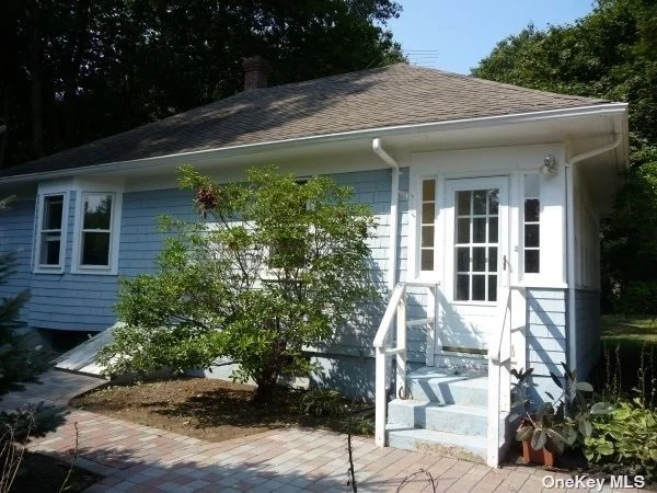 Completely renovated, includes all. Adorable! 1 Bedroom Cottage In Lovely Neighborhood.