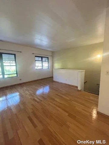 Available November 1st, 2024. A fantastic sunny 2BR/1BA residence located in Stuyvesant Heights. The sprawling layout offers hard wood flooring through the apartment. Separate kitchen, dining area and living room combo. Master bedroom with walk in closet. No smoking and No pets.