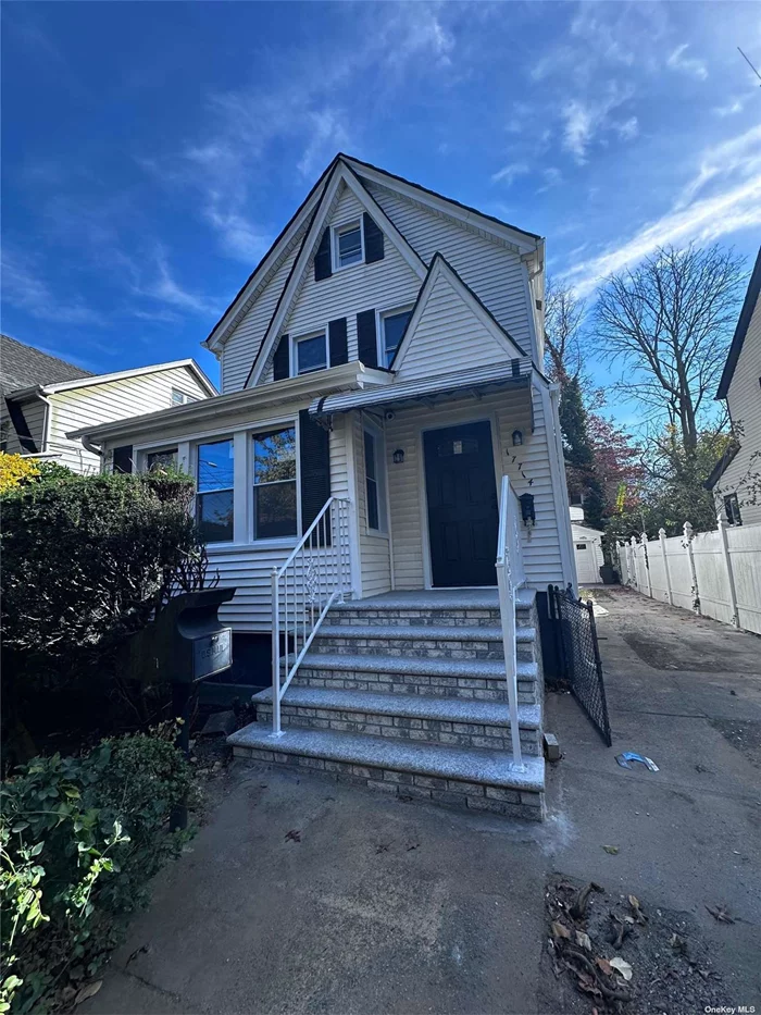 Beautifully renovated 2 Family home in the heart of Springfield Gardens, features for bedrooms four full bathrooms, fully finished basement, brand new boiler, brand new kitchens with stainless steel appliances, close to all. This is a must see!!!