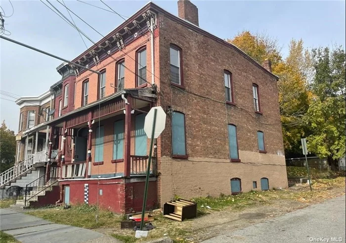 All Brick 2 Family, located on a corner Lot in Newburgh&rsquo;s Washington Heights neighborhood. Perfect opportunity for a new homeowner looking to turn their new home into an investment or for investors looking to capture the upside.