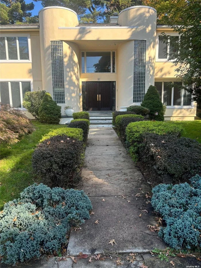 Luxury Living in a Magnificent 4 Bedroom, 3.5 Bathrooms Young Colonial. Gourmet Eat-In-Kitchen with High End appliances. Finished basement, Custom Closets, 2-story Entry Foyer. 2 Car Garage and Much More!