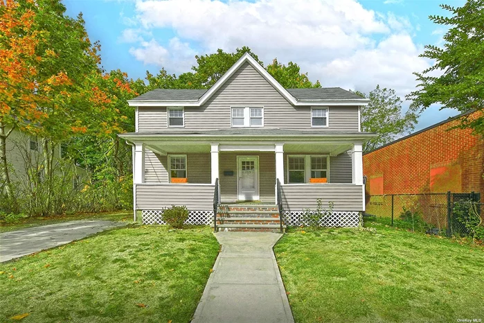 Situated in the heart of Roslyn Heights! Beautifully renovated three bedroom, one and a half bath. Entry Foyer, Living Room, Formal Dining Room, Gleaming Hardwood Floors. Renovated Bathrooms, Huge Backyard. Driveway Parking. Close Proximity to LIRR, Shops, and Restaurants.