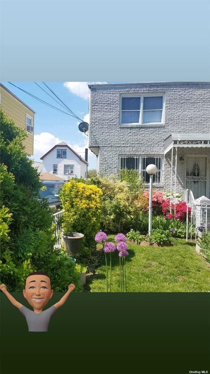 3 BR COLONIAL S/D FIN BASEMNT. BRICK FRONT AND VINYLY SIDING PROPERTY IN GREAT CONDITION. SELLER READY TO GO. SOLD AS IS WITH CURRENT TENANT.Subject property is being sold occupied with any and all occupants in AS IS