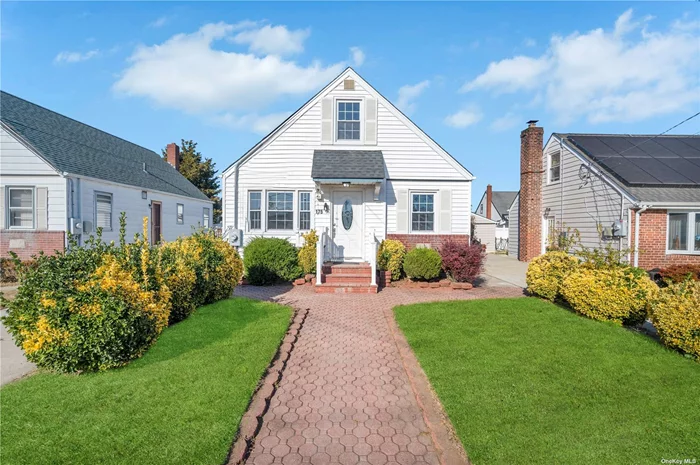 Charming beautiful fully renovated house in the heart of Hempstead, this lovely property boasts 4 bedrooms, 2 full baths, a formal dining area and a full basement , and a long driveway with a car garage, hardwood floors. this property is perfect for those looking for space and convenience. it&rsquo;s Close to the parkway Don&rsquo;t let this incredible opportunity pass you by!