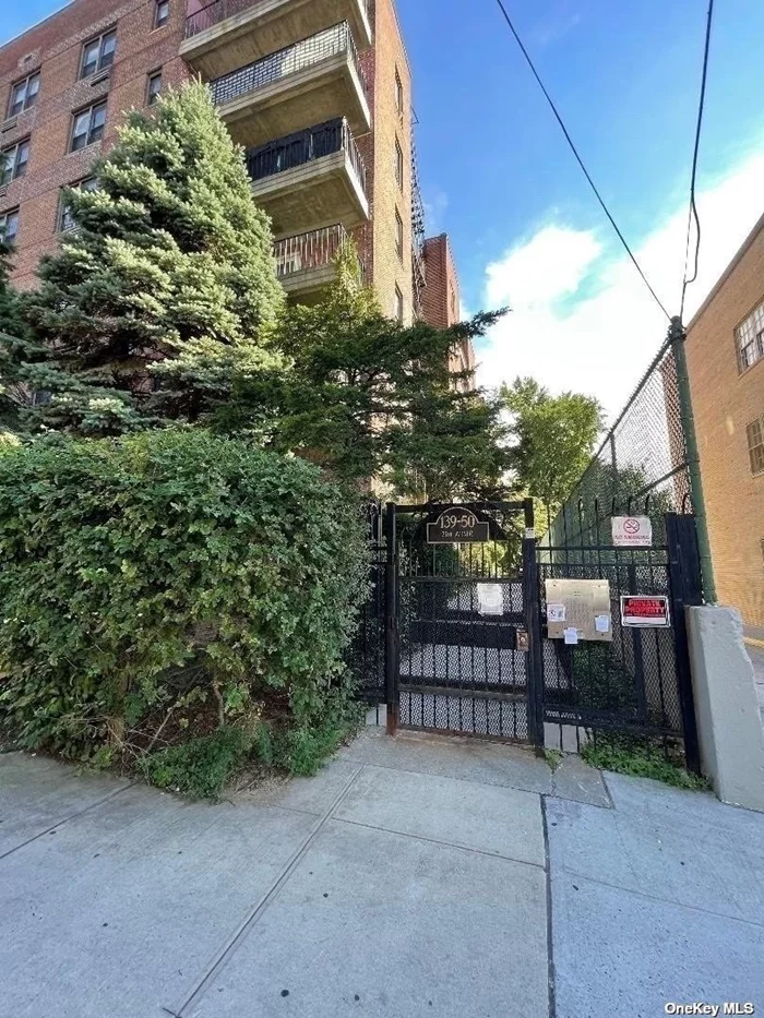 Large 2 Bedroom 1 Bathroom Apartments. Corner Unit With Balcony Co-Op in Flushing. Each Room With Window. Closed to Everything! This Building has One Entrance on Northern Boulevard Entrance Side and 35th Avenue Entrance Side. Very sunny all day. Pet Friendly Building.