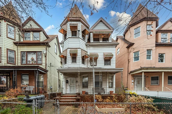 Discover the potential of this charming single-family home, featuring a roof that&rsquo;s only four years old! While the interior may need some TLC, the fantastic location can&rsquo;t be beatenâ€”it&rsquo;s conveniently located within walking distance to the Westchester Square train station in the Bronx. Enjoy the convenience of nearby amenities and a vibrant community. With the metro rail north project on the horizon, the value of this property is set to soar. Don&rsquo;t miss your chance to invest in a promising futureâ€”schedule a viewing today!